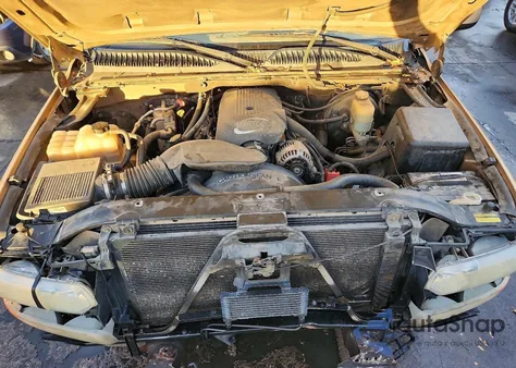 2001 Chevrolet Tahoe K1500 из США, поврежденный, VIN 1GNEK13T11J108853